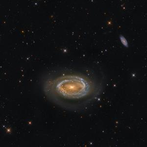 NGC4725-ioda-50%.jpg