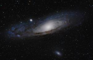 M31_5x60sec+3x90sec_ISO2500_F750_40%.jpg