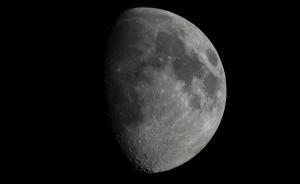 moon_110422.jpg