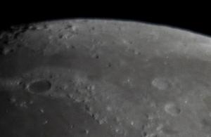moon_110422_bl.jpg