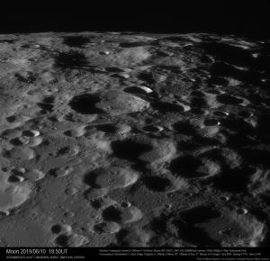 Moon_20190610_Schomberger.jpg